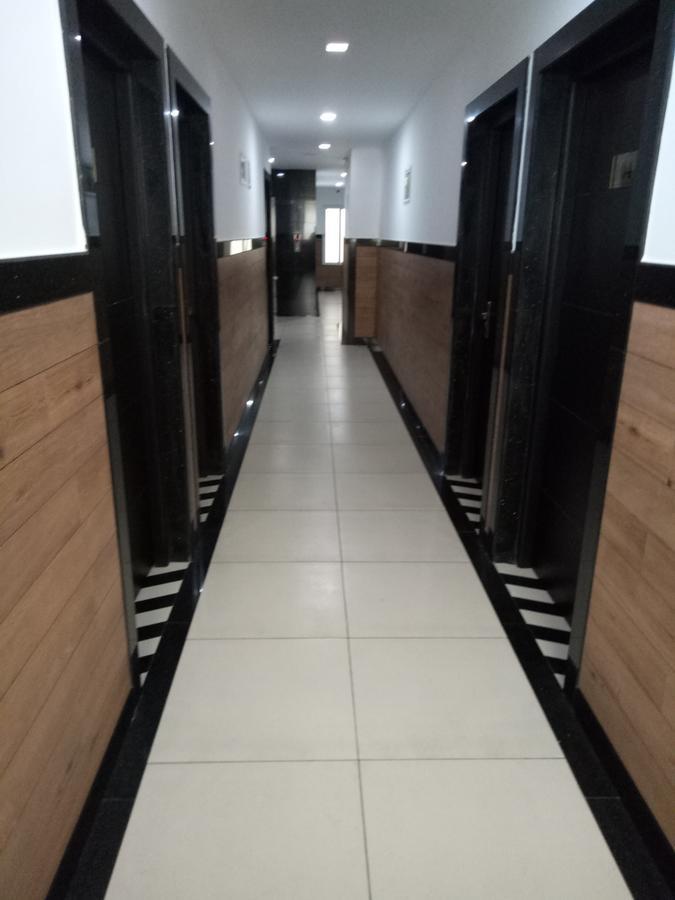Pgs Inn Kochi Exterior photo